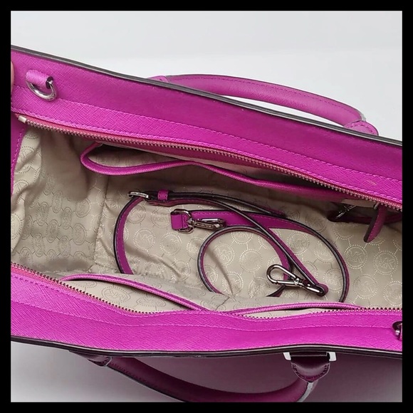 Michael Kors Large Selma Grommet Satchel Fuchsia - Picture 5 of 5
